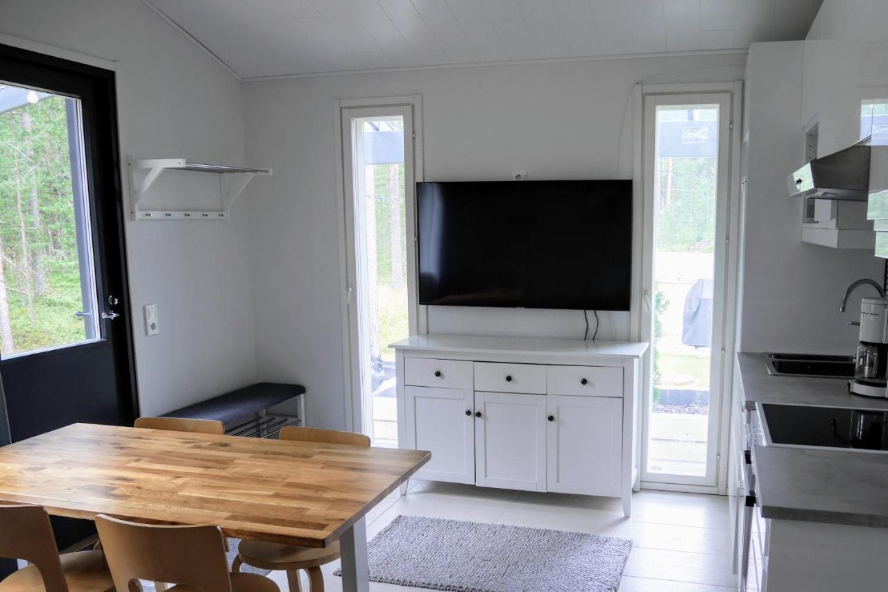 Cozy 4 Person Guesthouse On Quiet Residential Area Оулу Екстериор снимка